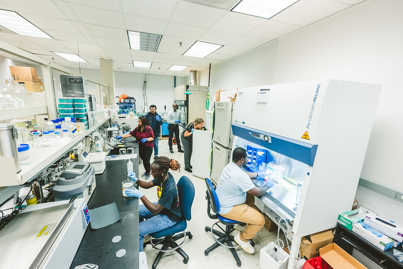 Researchers in an MME lab