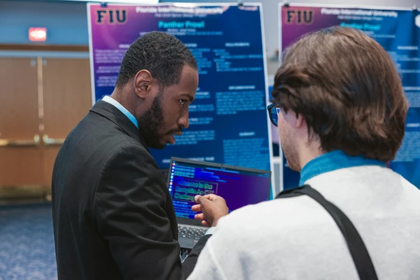 FIU CEC student at Senior Design Showcase